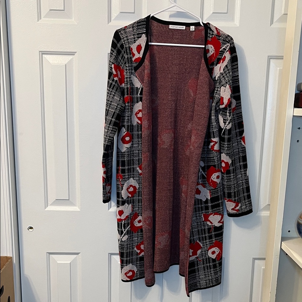 Notations Open Front Sweater Cardigan Red White Black Floral‎ Size S WORN ONCE